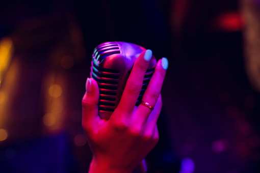 5 Best Comedy Spots in West Virginia!