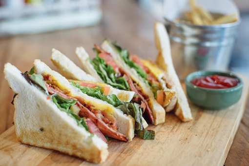 5 Best Lunch Spots in West Virginia!