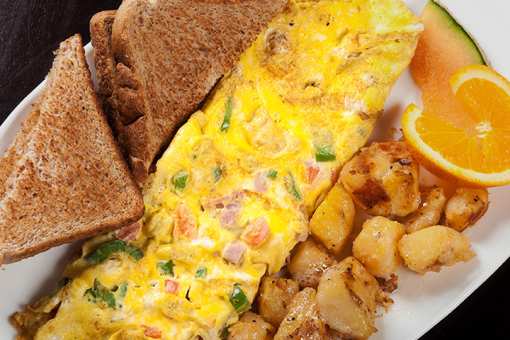 7 Best Omelet Places in West Virginia!